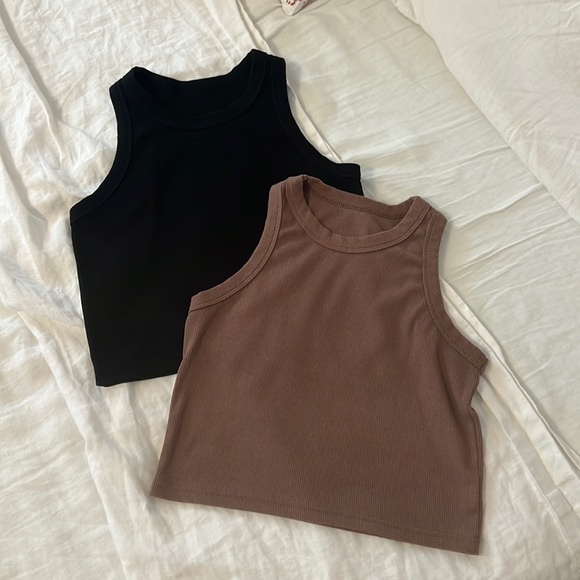 Tops - • Crop Top Bundle •